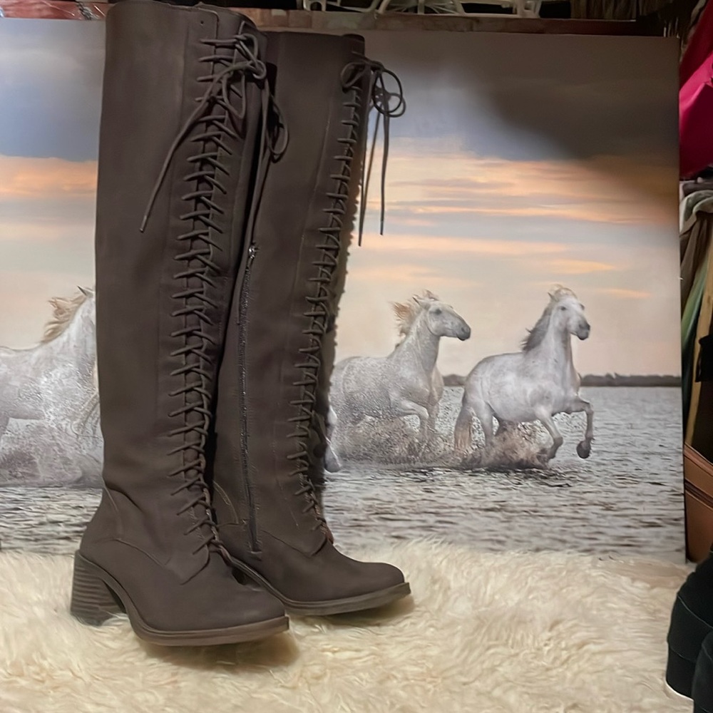 New Lucky Brand OTK leather boots